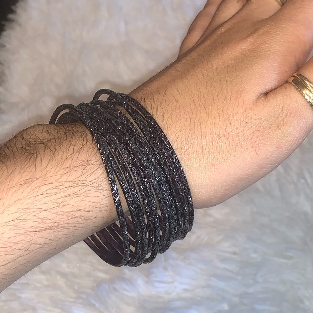 Bangle bracelets - Picture 5 of 5